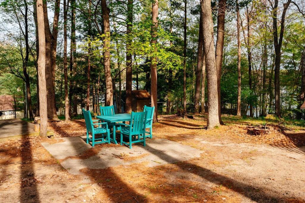 Cozy Cottage On Arbutus Lake 트래버스 시티 외부 사진